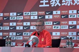 韩媒：韩国足协今日再次召开会议决定克林斯曼未来，郑梦奎出席